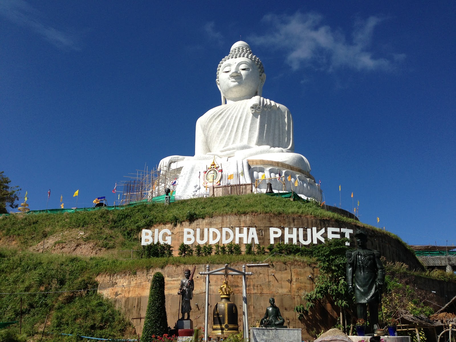 пхукет статуя будды